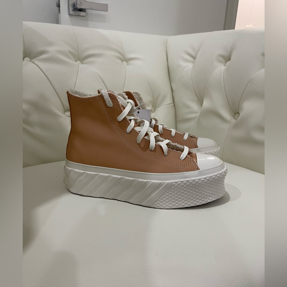 Converse Lift Platform High Sneaker